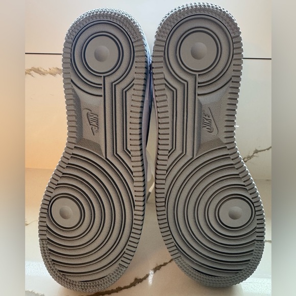 Nike Air Force 1 Low - White Wolf Grey (GS) - Picture 8 of 11